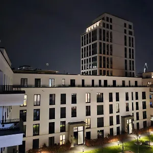 Appartement 3 2 Bathrooms 2 Toilets New Center Of Underground Parking Space Contactless Self Check-in Düsseldorf