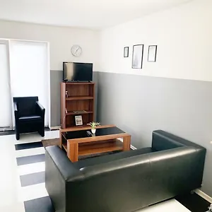 Appartement Royal - & Fahrradverleih BRE